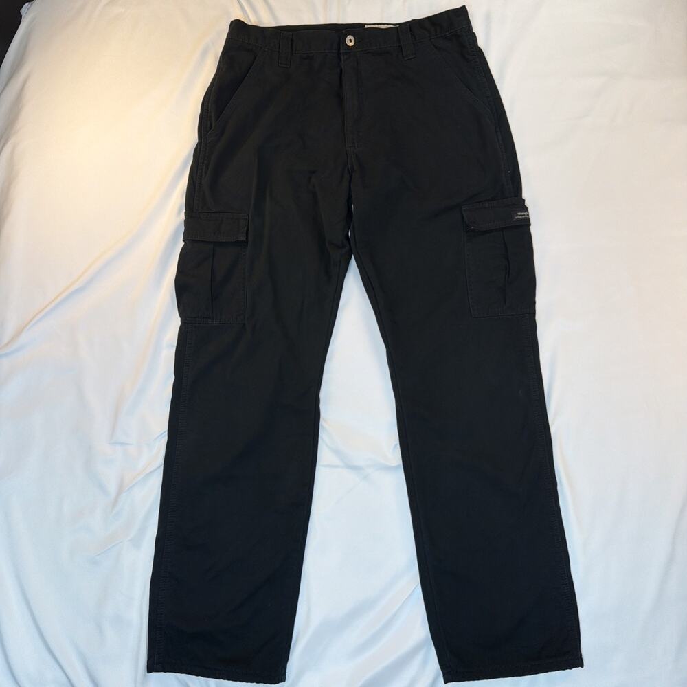 Men’s Wrangler Fleece Lined Black Cargo Pants - Relaxed Fit Size 34/34EXCELLENT